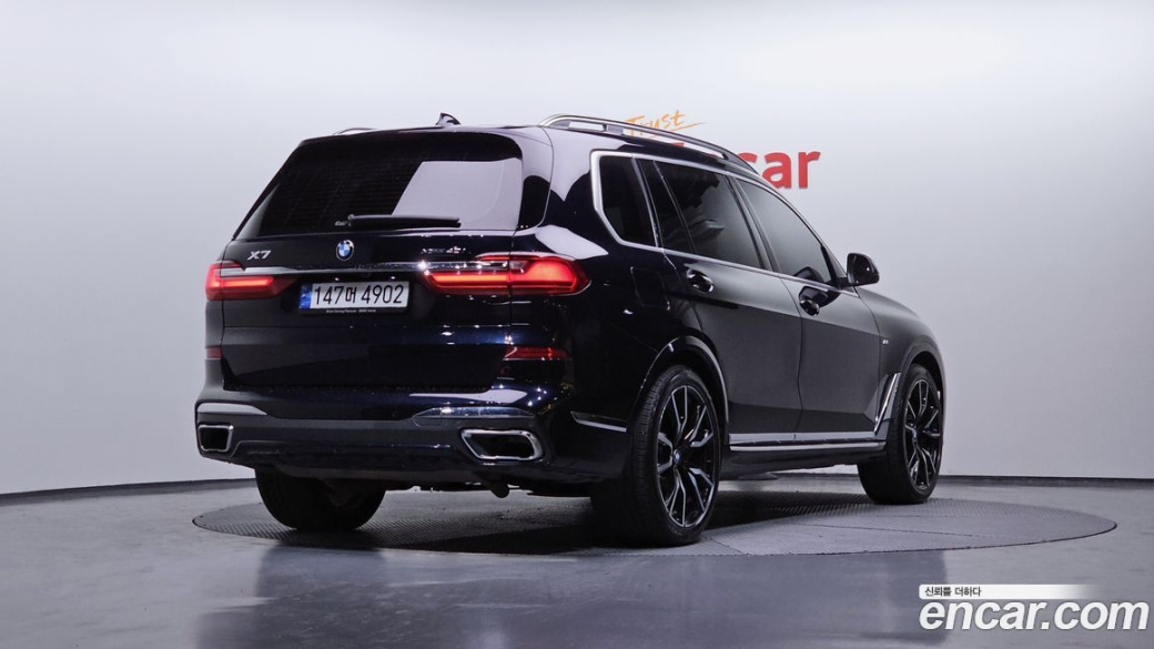 BMW X7 xDrive 40i M Sport 6STR, 2022