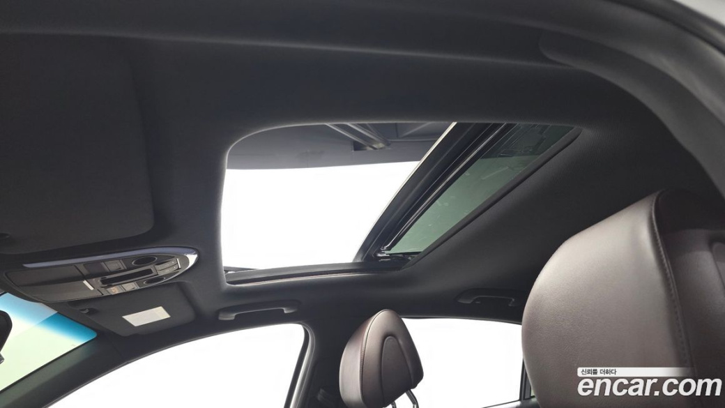 Genesis G70 Gasoline 2.0T 2WD, 2023