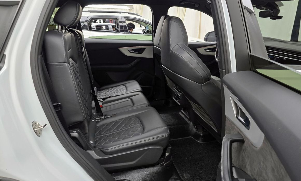 Audi Q7 55 TFSI Quattro Premium, 2022