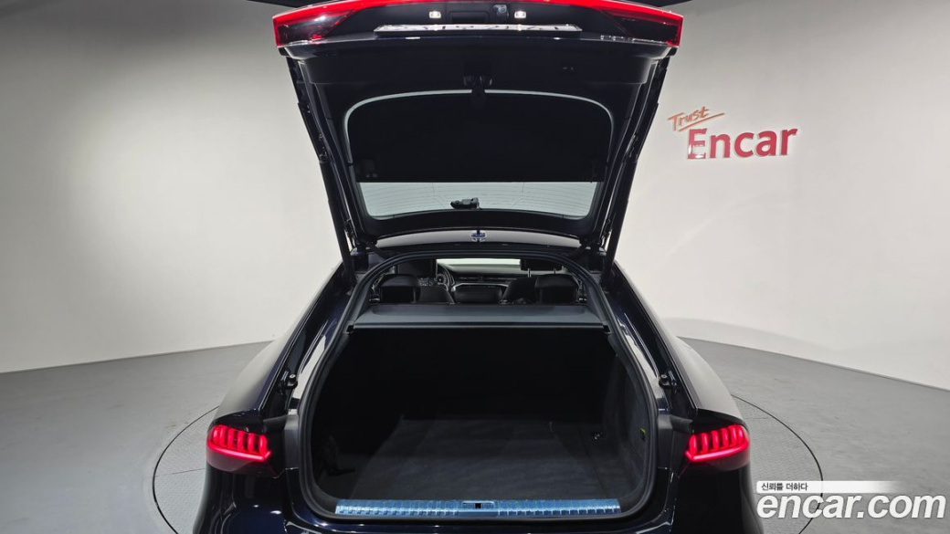 Audi A7 55 TFSI Quattro Premium, 2022