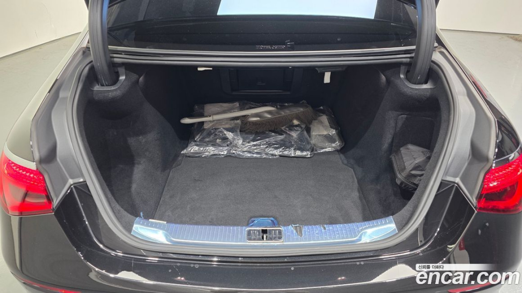 Mercedes-Benz S-Class S580L 4MATIC, 2022
