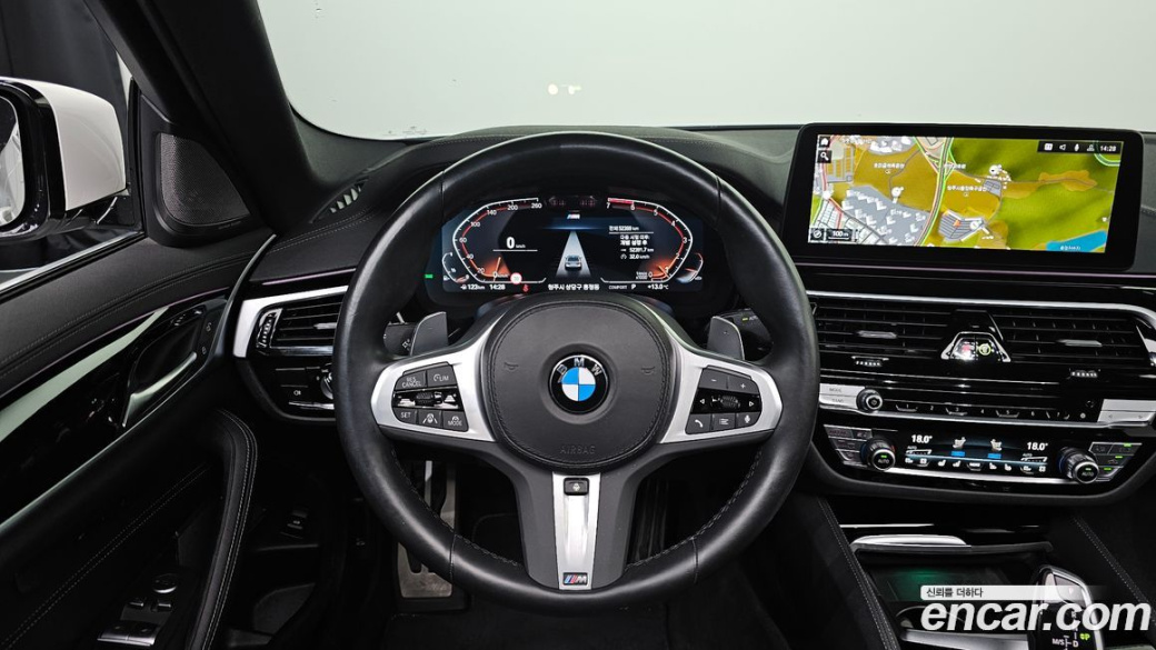 BMW 5-Series 530i M Sport Package, 2023
