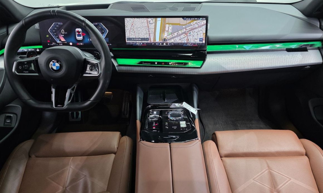 BMW 5-Series 530i xDrive M Sport, 2024