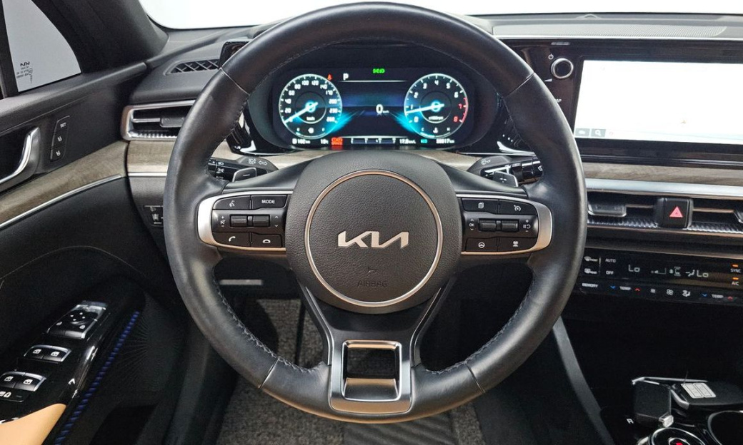 Kia K5 2.0, 2022