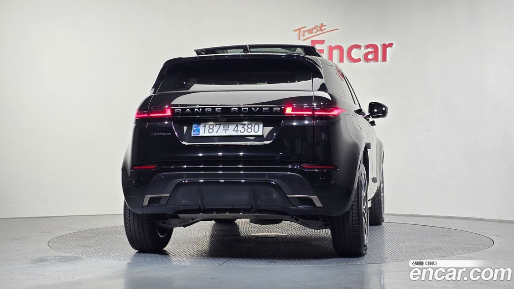 Land Rover Range Rover Evoque P250 Dynamic SE, 2024