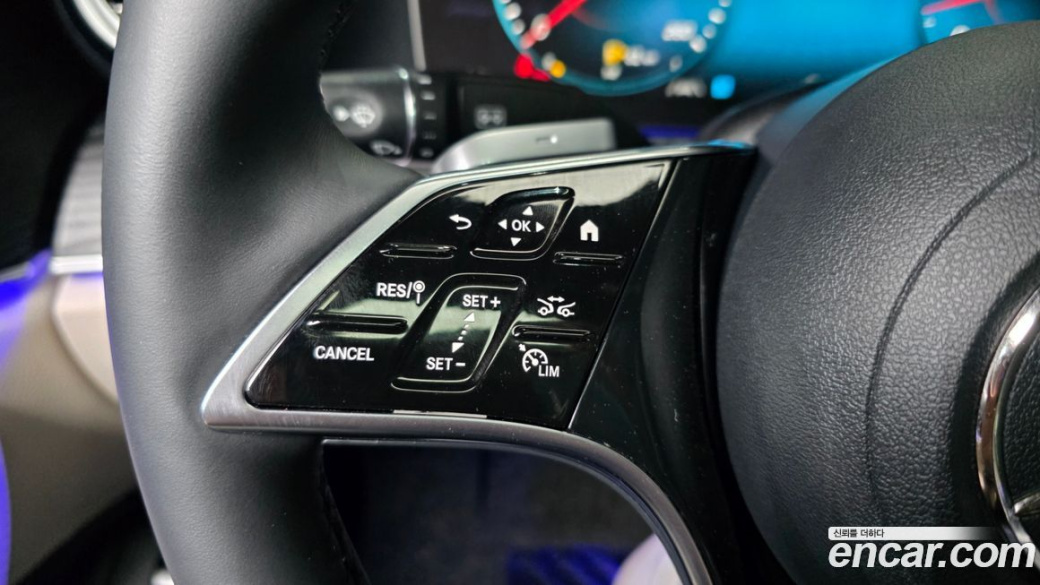 Mercedes-Benz E-Class E250 AMG Line, 2023