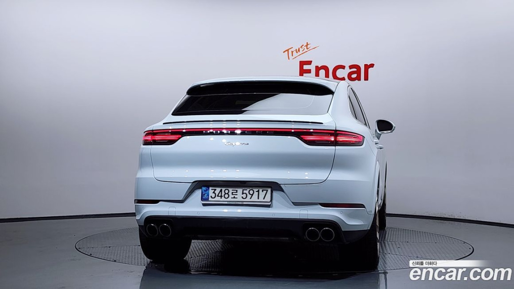 Porsche Cayenne 3.0 Coupe, 2022