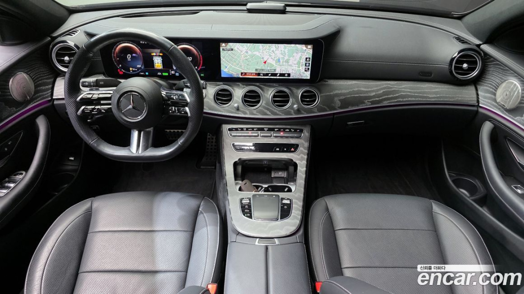 Mercedes-Benz E-Class E350 4MATIC AMG Line, 2023