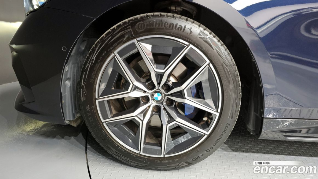 BMW 5-Series 520i M Sport, 2024