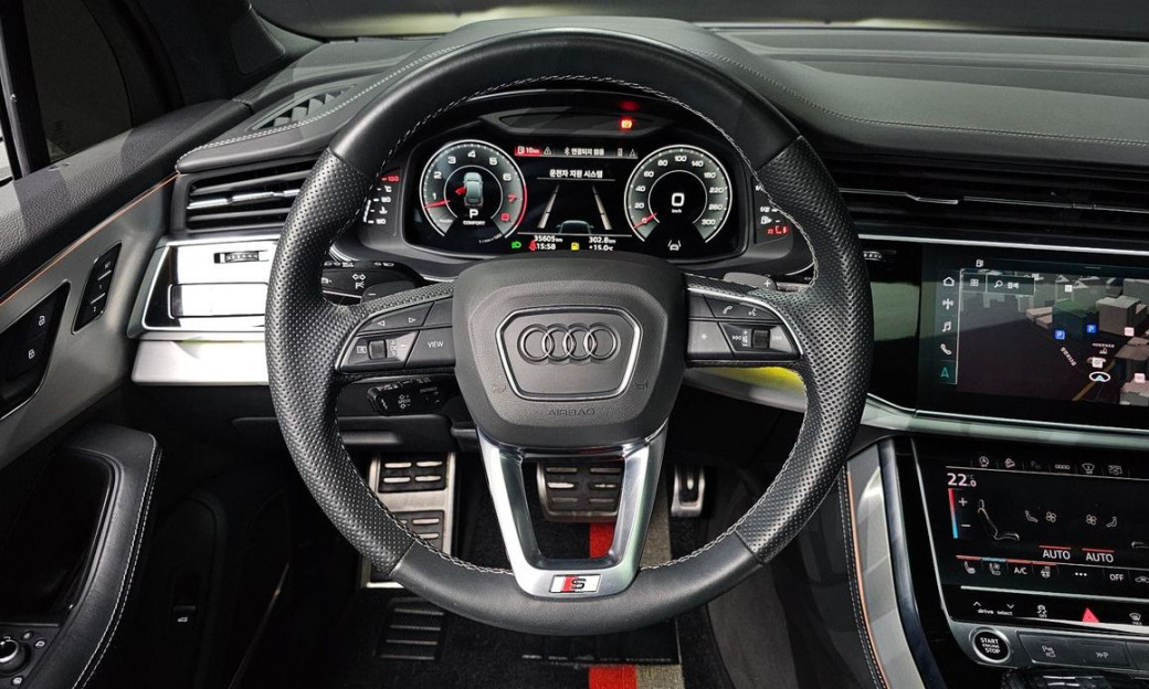 Audi Q7 55 TFSI Quattro Premium, 2022