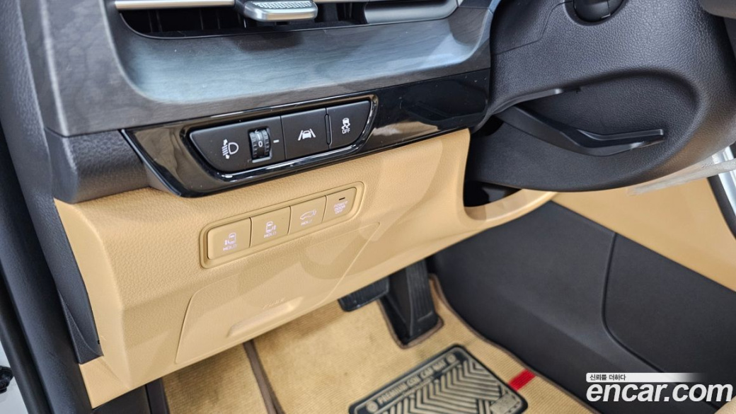 Kia Carnival 7-Seater Noblesse, 2023