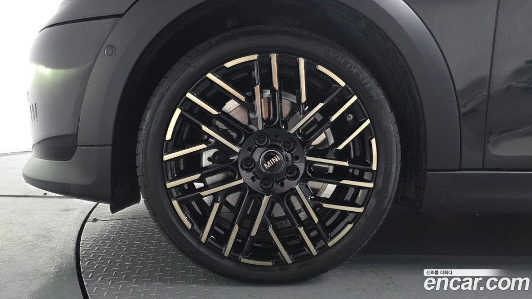 Mini Cooper 5 Door Favoured, 2025