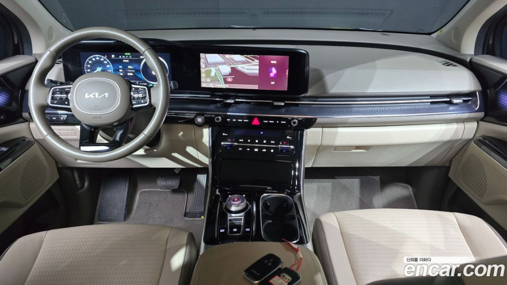 Kia Carnival 7-Seater Hi-Limousine, 2023