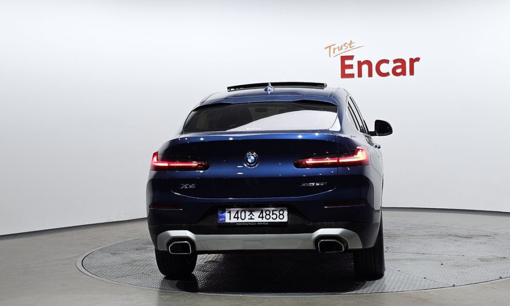 BMW X4 xDrive20i xLine, 2022