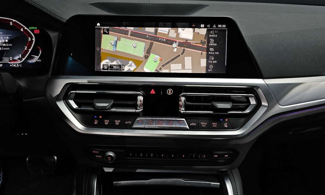BMW 4-Series 420i M Sport Convertible, 2023