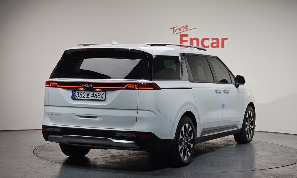 Kia Carnival 9-Seater Noblesse, 2022