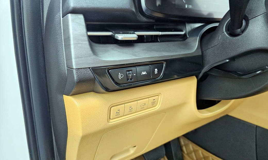 Kia Carnival 9-Seater Noblesse, 2022