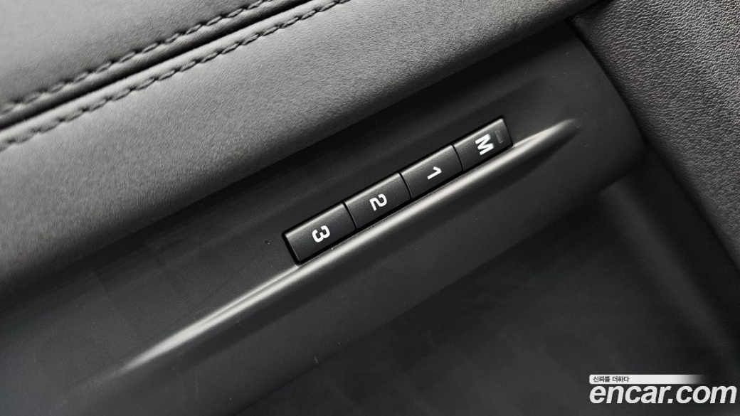 Land Rover Range Rover Evoque P250 R-Dynamic SE, 2022