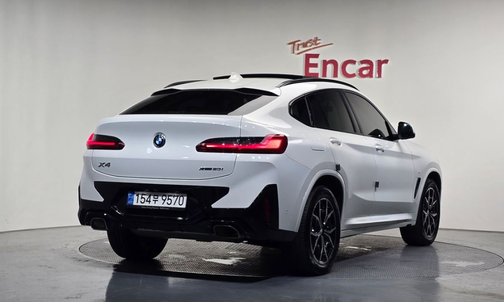 BMW X4 xDrive20i M Sport, 2022