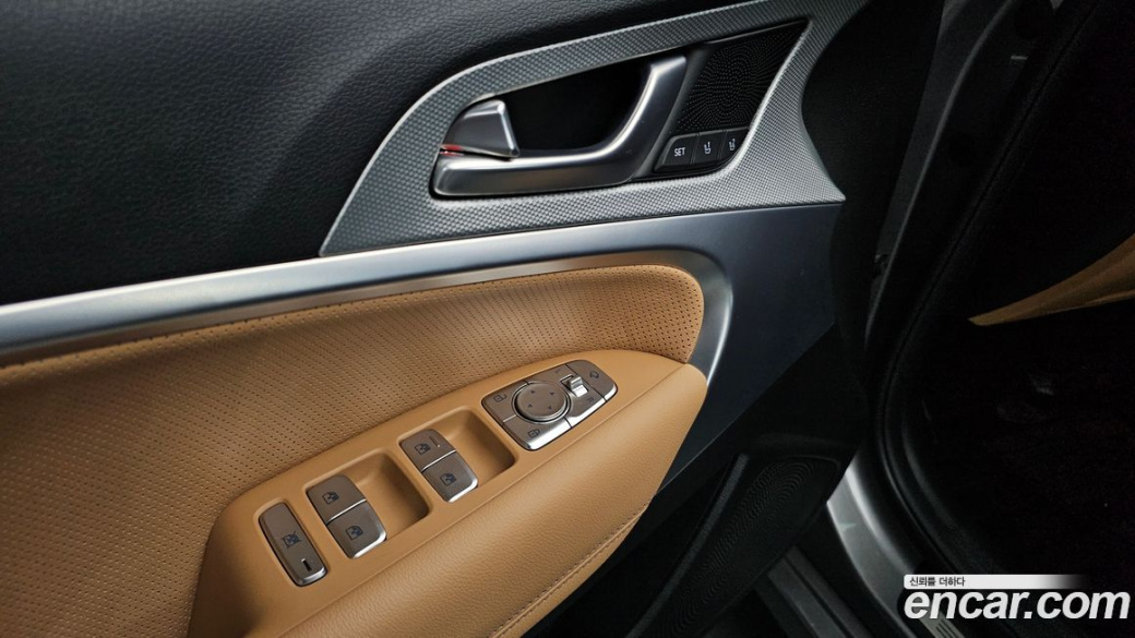 Genesis G70 Gasoline 2.5T 2WD, 2024