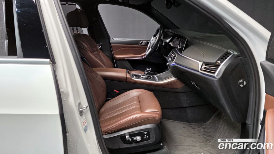 BMW X5 xDrive 40i M Sport, 2022