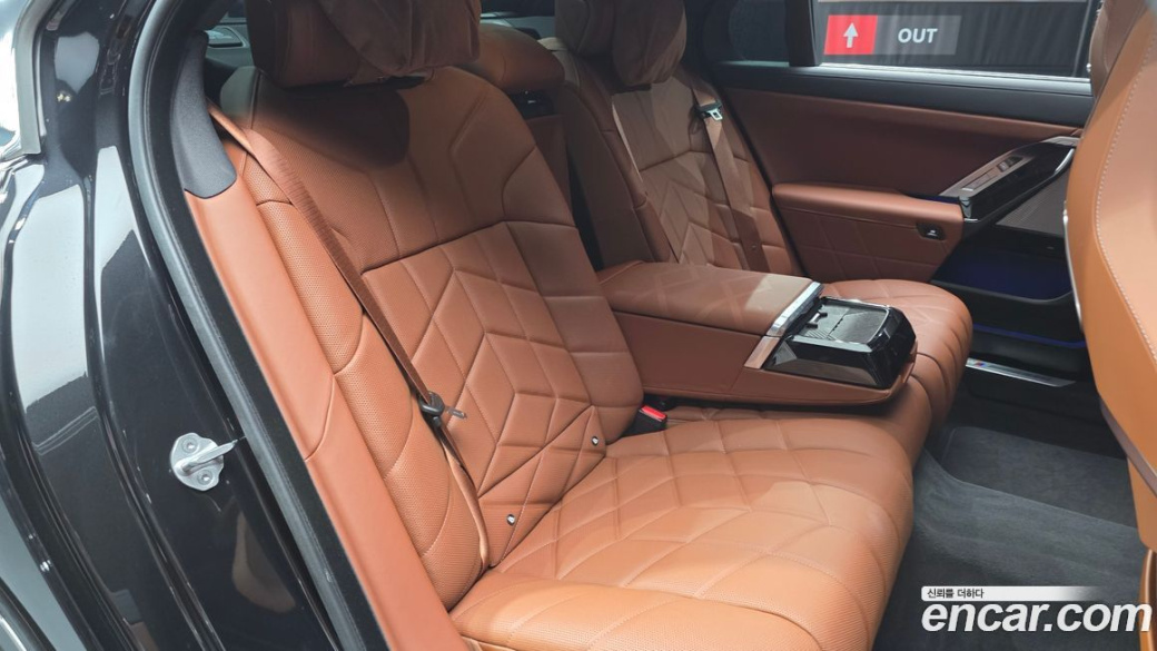 BMW 7-Series 740d xDrive M Sport, 2025