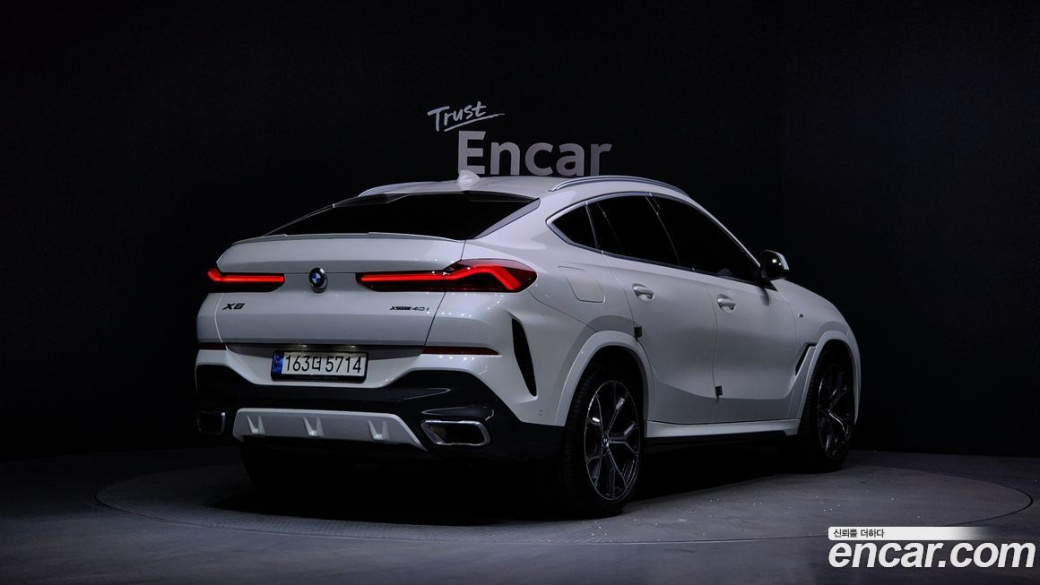 BMW X6 xDrive40i M Sport, 2023