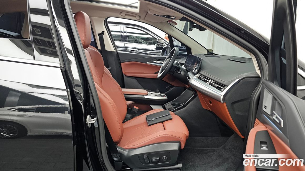 BMW 2-Series 220i M Sport Design, 2026
