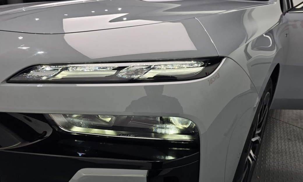 BMW 7-Series 740i xDrive M Sport, 2024