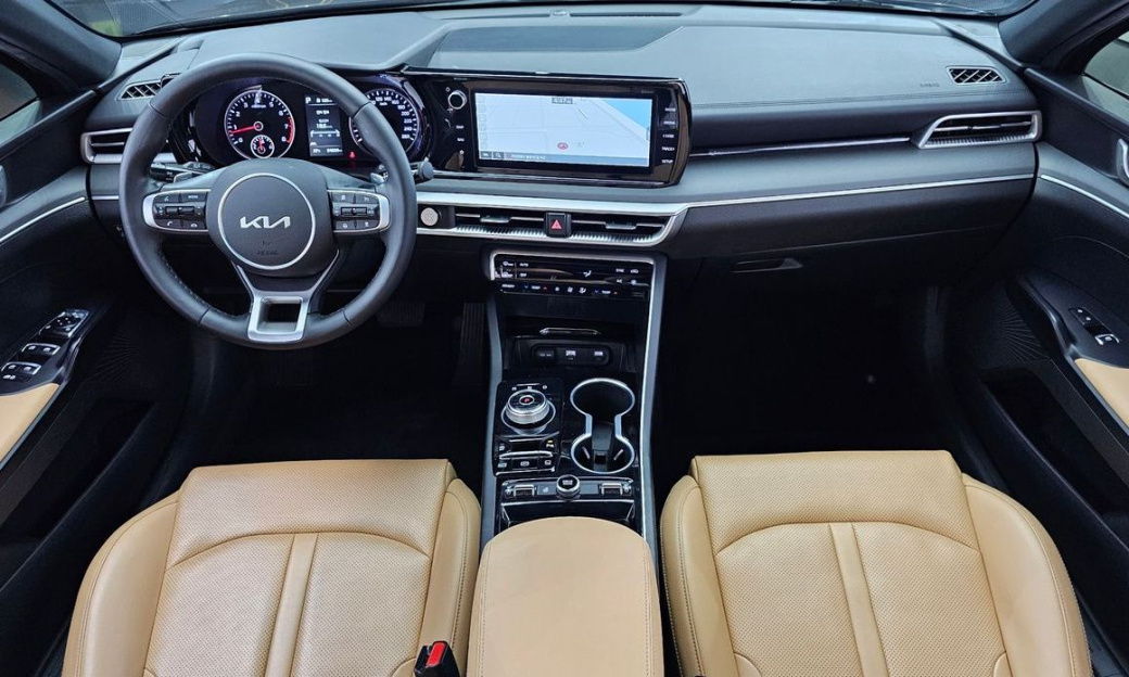 Kia K5 2.0, 2022