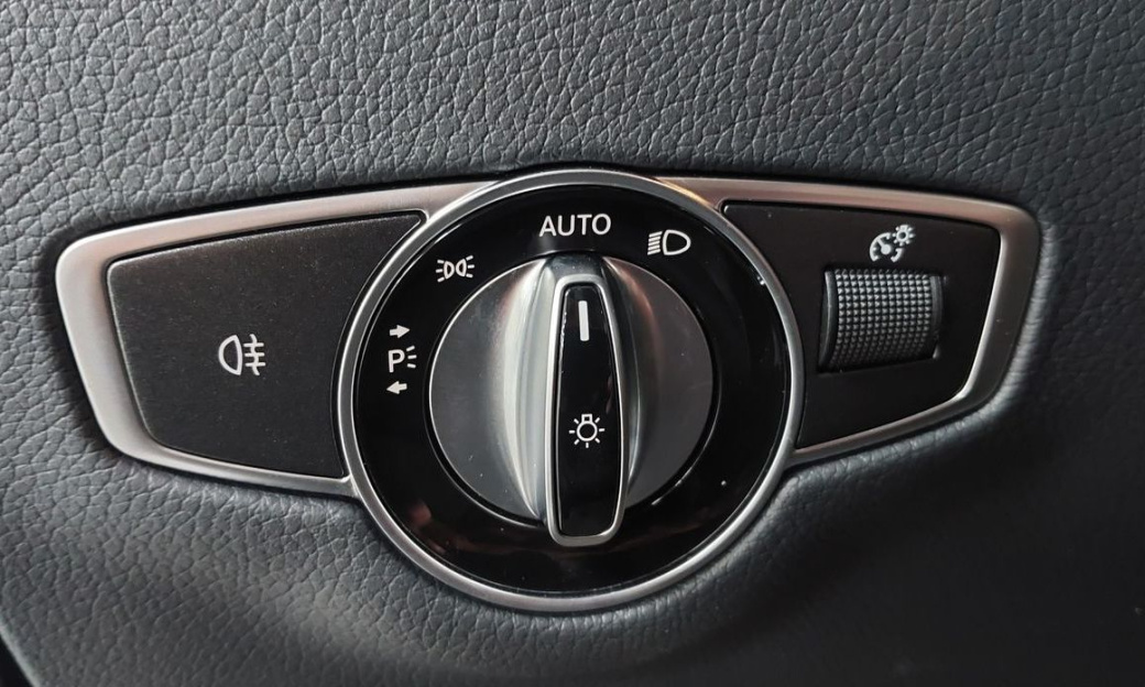 Mercedes-Benz E-Class E350 4MATIC AMG Line, 2022
