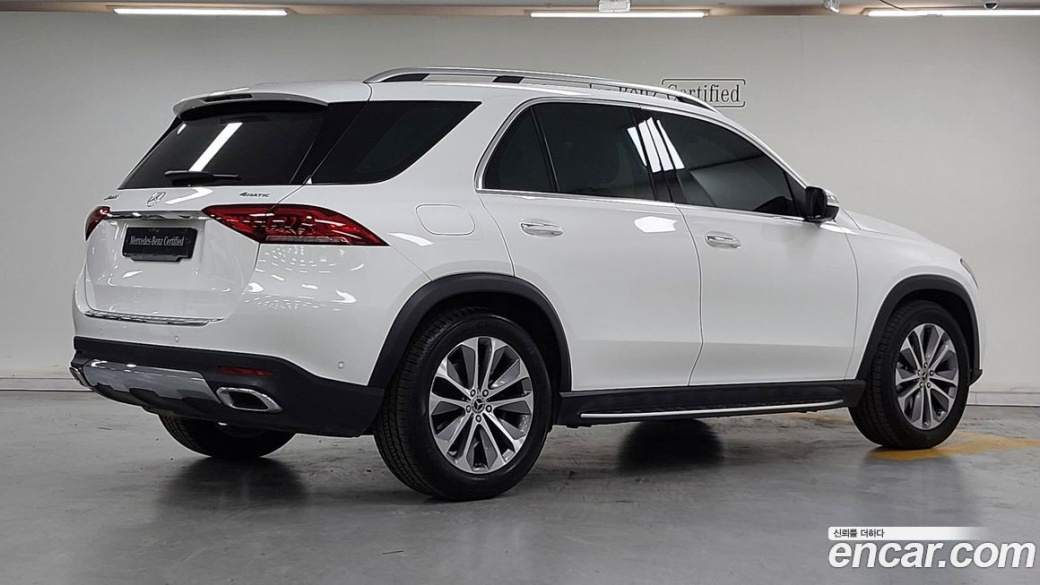 Mercedes-Benz GLE-Class GLE300d 4MATIC, 2023