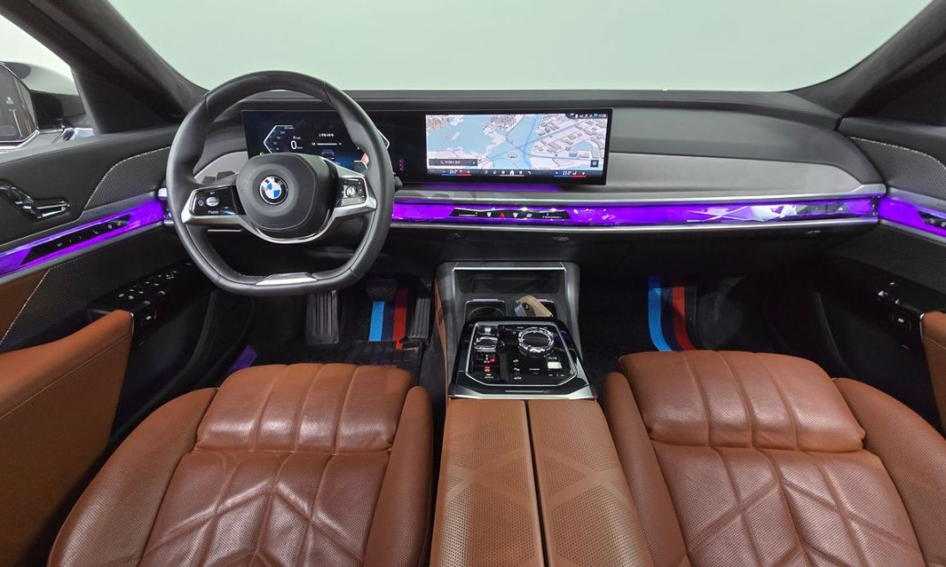 BMW 7-Series 740i sDrive Design Pure Excellence, 2023