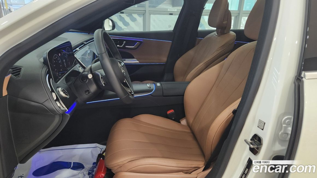 Mercedes-Benz E-Class E200 Avantgarde, 2025