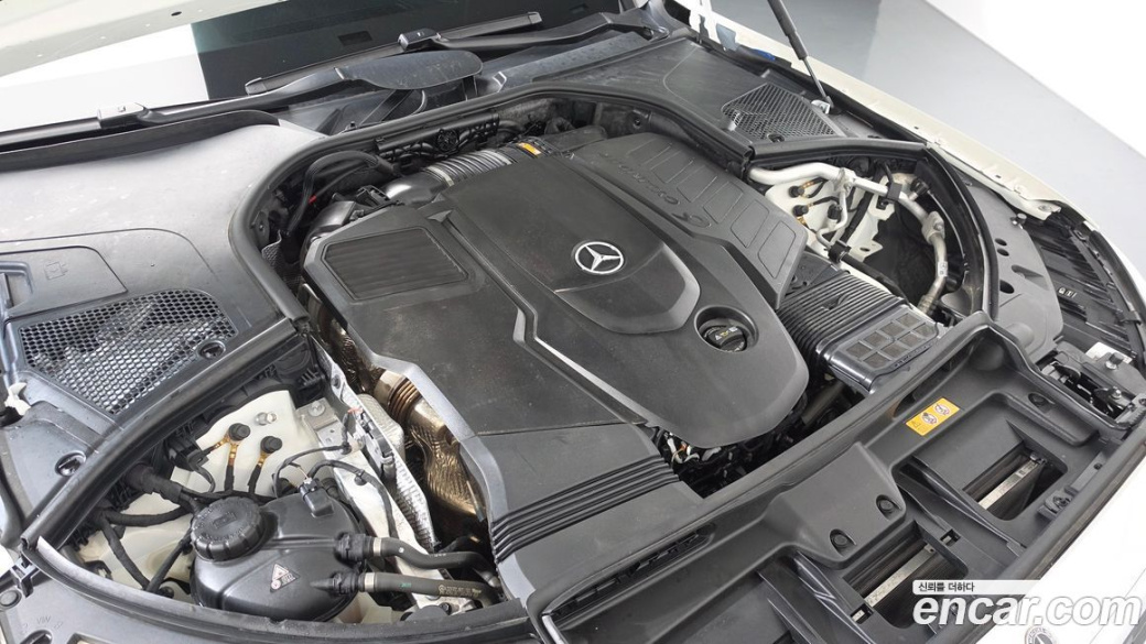 Mercedes-Benz S-Class S400 d 4MATIC, 2023