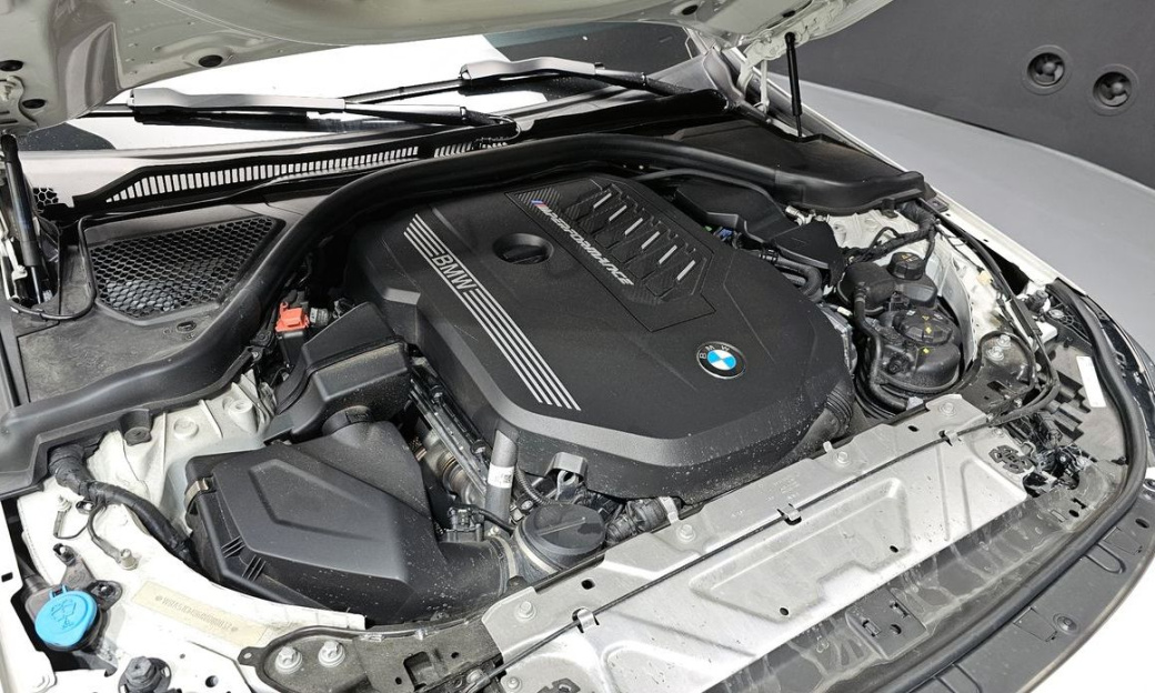 BMW 2-Series M240i xDrive Coupe, 2024