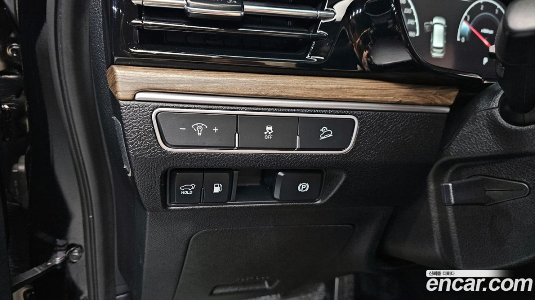 Kia Mohave Diesel 3.0 4WD 5-Seater, 2024