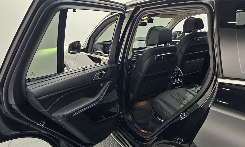 BMW X5 xDrive 40i xLine, 2024