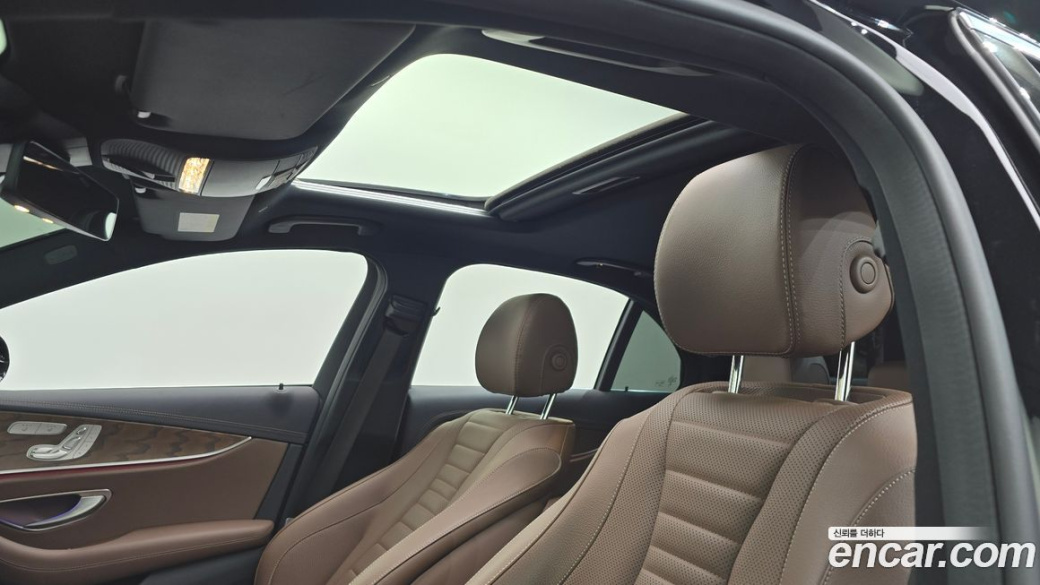 Mercedes-Benz E-Class E220d 4MATIC Exclusive, 2023