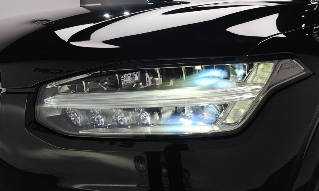 Volvo XC90 B6 Ultimate Bright, 2024