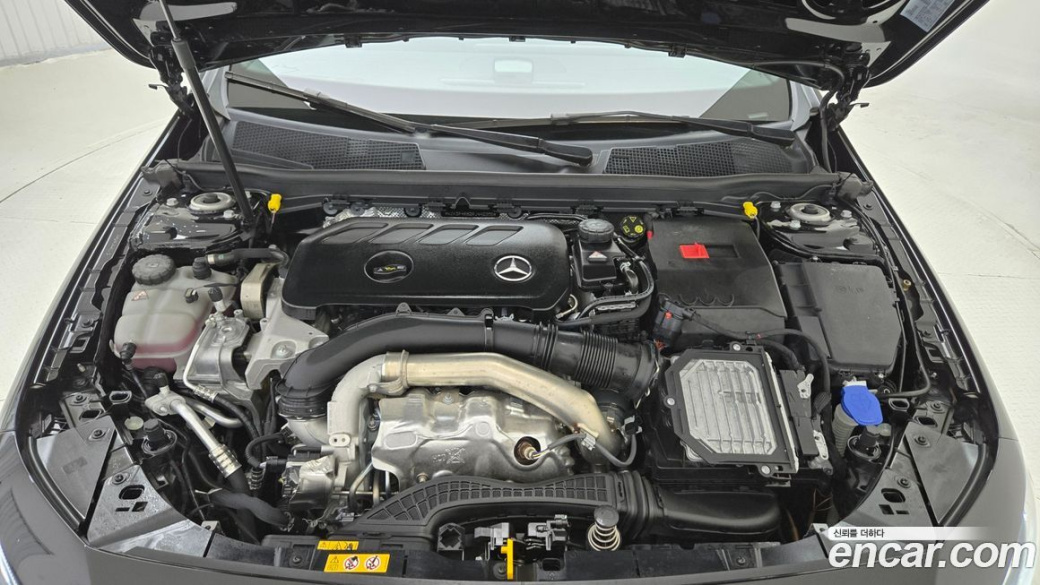 Mercedes-Benz A-Class A220 Hatchback, 2024