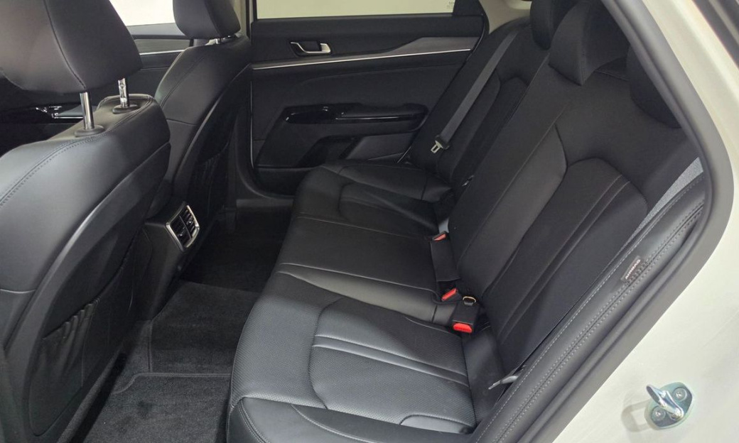 Kia K5 2.0, 2025