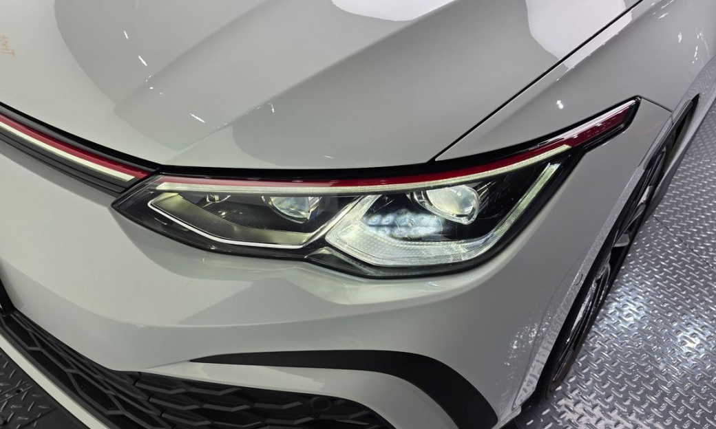 Volkswagen Golf 2.0 GTI, 2024