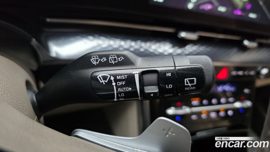 Kia Carnival 9-Seater Hi-Limousine, 2023