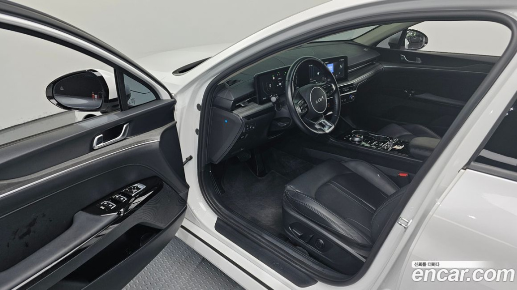 Kia K5 2.0, 2024