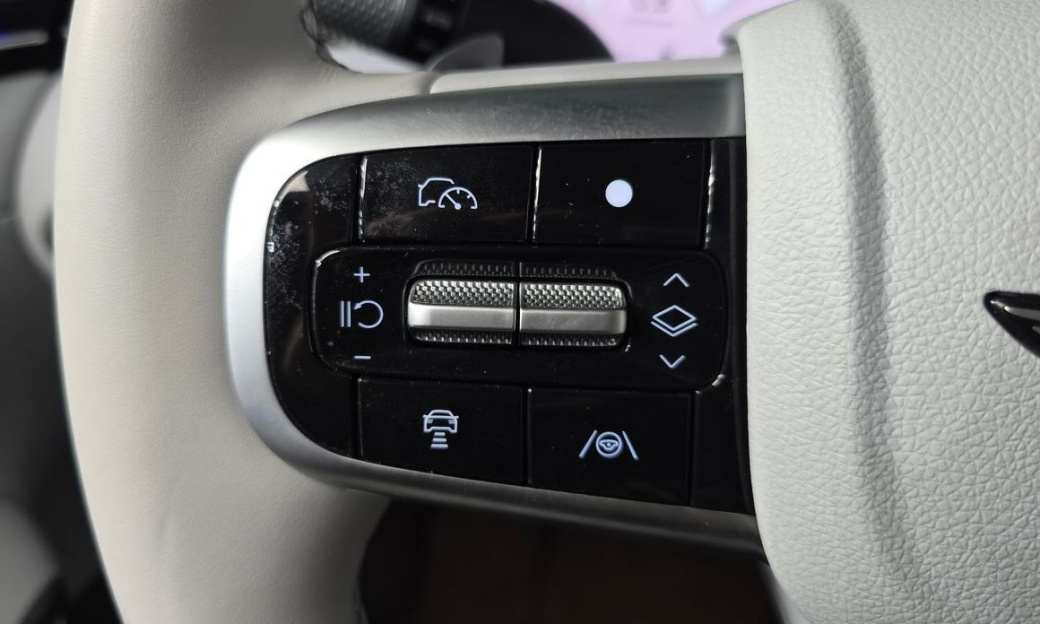 Genesis GV70 2.5T Gasoline 2WD, 2025