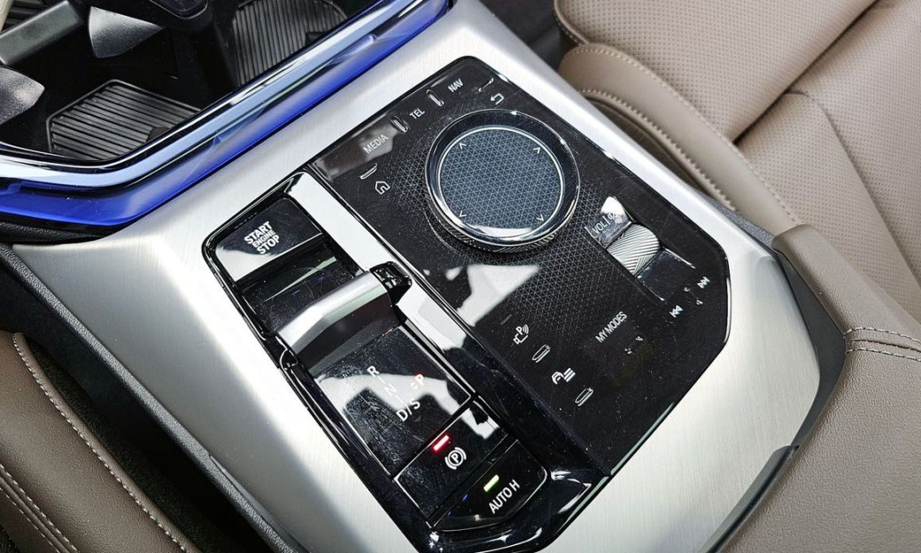 BMW X3 xDrive 20 M Sport, 2025