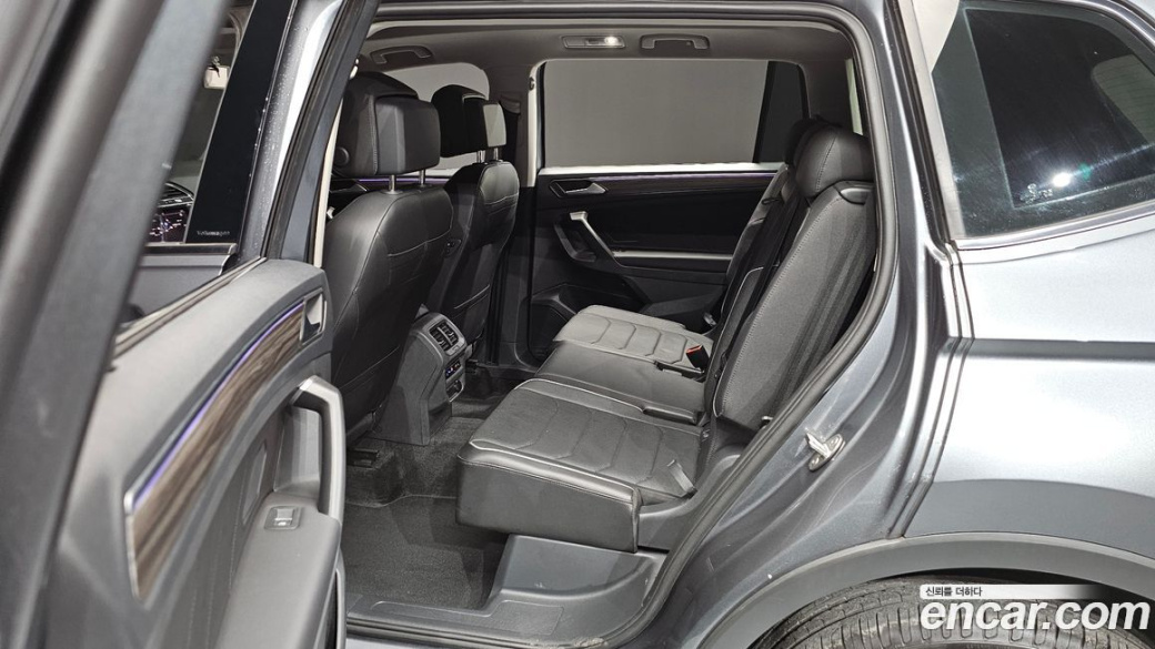 Volkswagen Tiguan 2.0 TSI Prestige, 2024