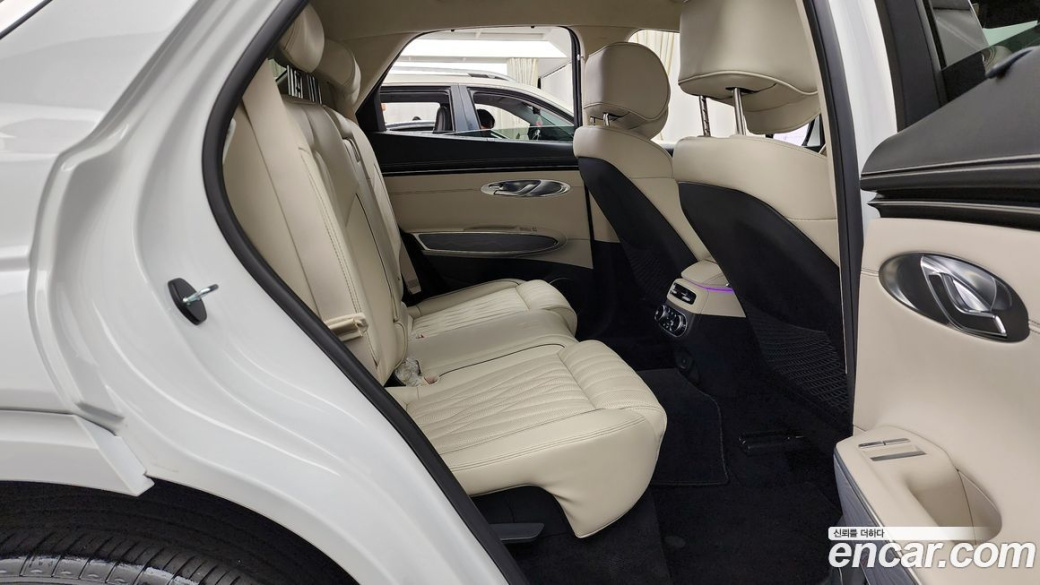 Genesis GV70 2.5T Gasoline 2WD, 2021