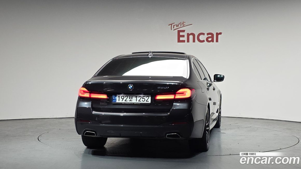 BMW 5-Series 520i M Sport, 2023